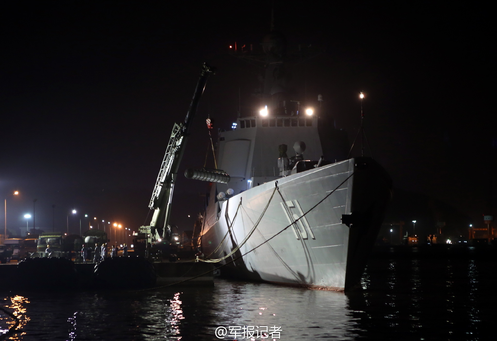 圆形玻璃钢冷却塔_玻璃钢圆形冷却塔_玻璃钢冷却塔厂家、哪家好 